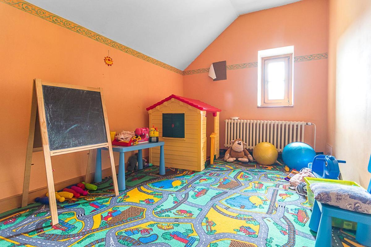 Mala Rennerovka Hotel Strážné Kültér fotó