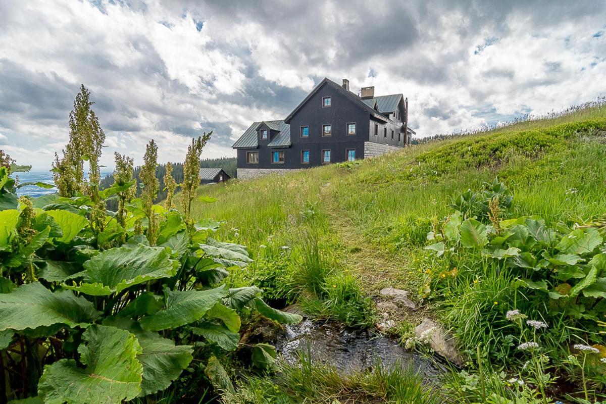 Mala Rennerovka Hotel Strážné Kültér fotó