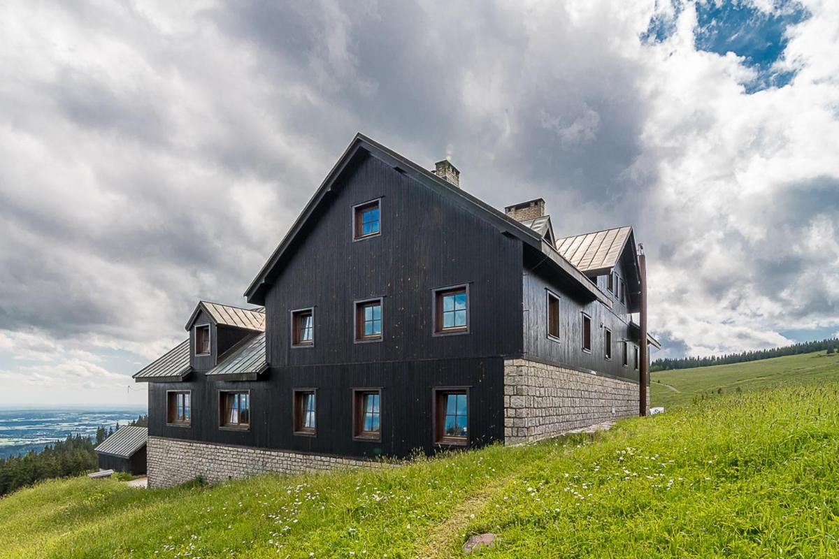 Mala Rennerovka Hotel Strážné Kültér fotó