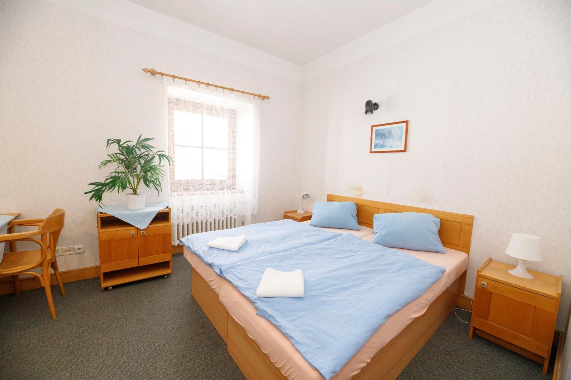 Mala Rennerovka Hotel Strážné Kültér fotó