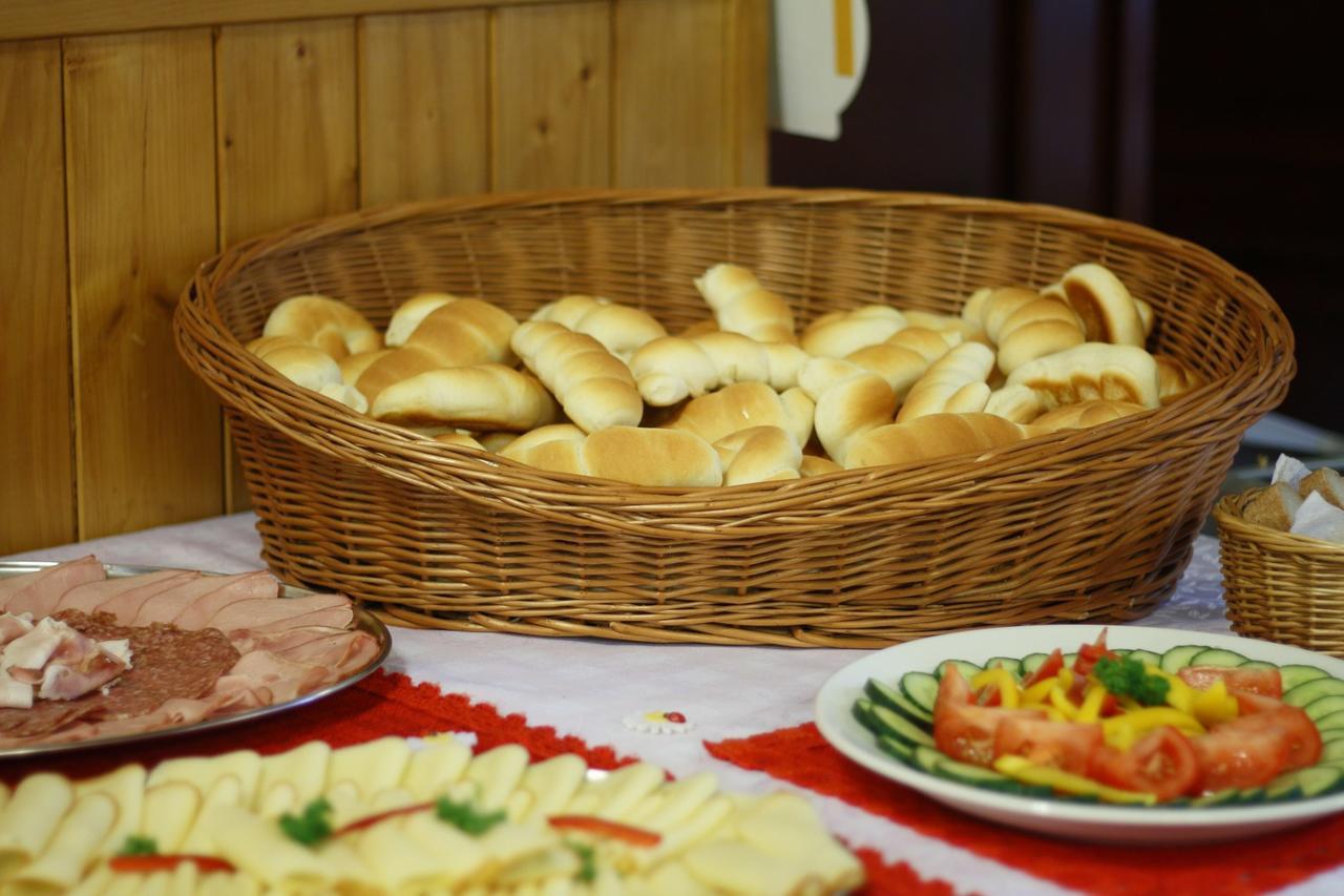 Mala Rennerovka Hotel Strážné Kültér fotó
